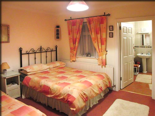 Ensuite bedroom at Hillcrest Bed and Breakfast Accommodation in Bangor Erris, County Mayo.